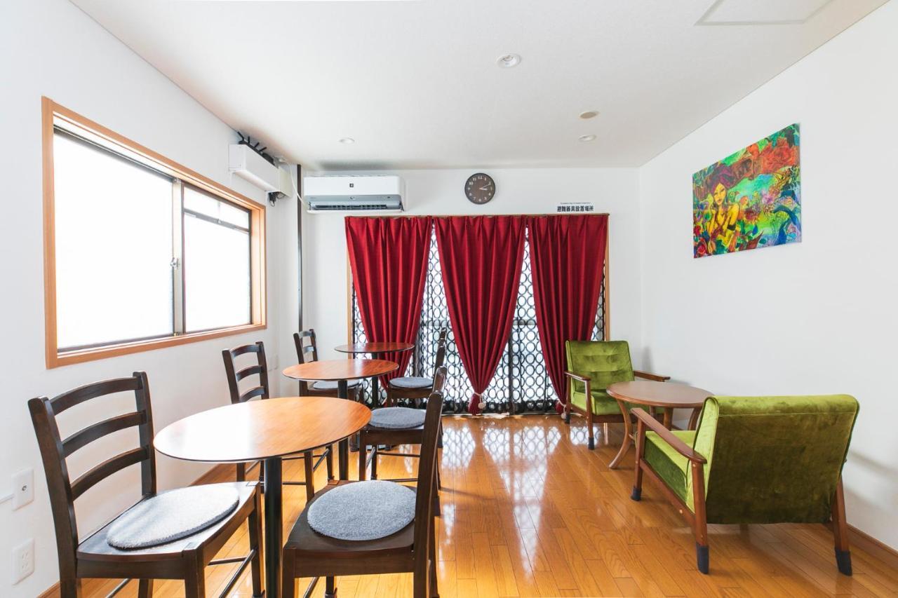 Bigtree Guesthouse Izumisano Buitenkant foto